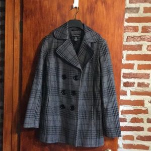 New York & Co gray plaid winter coat with pockets